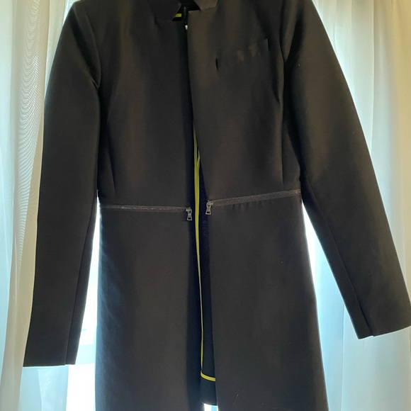 Almost brand new bought online found it’s too small for me 😊 - Picture 3 of 3